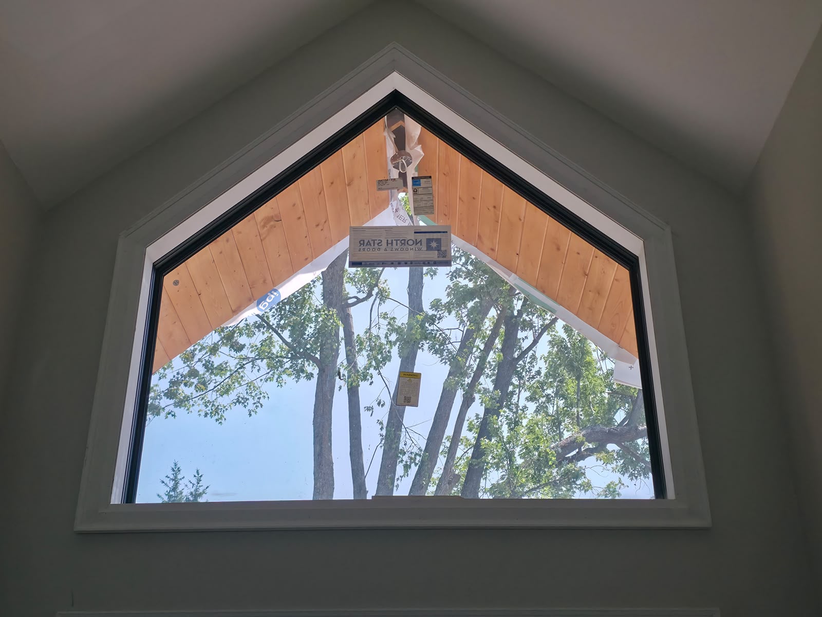 Custom casing around an angled feature window